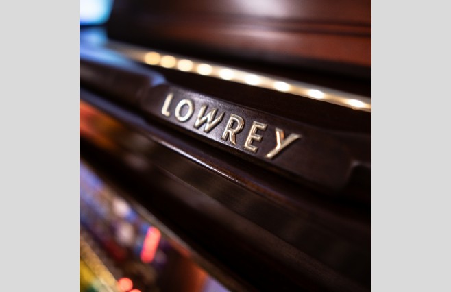 Lowrey Prestige Organ, Used - All Inclusive Top Grade Package (SN:0A5000604C848528) - Image 10